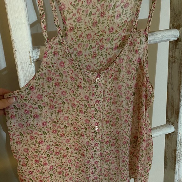 BKE Floral Loose Fitting Tank - Picture 2 of 3